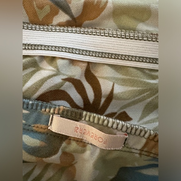 Asymmetrical Forever 21 Tropical Leaf Dress - No Size - Picture 9 of 9